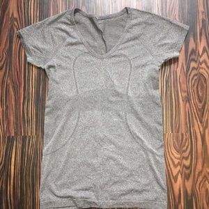 Lululemon fly tech v neck t shirt